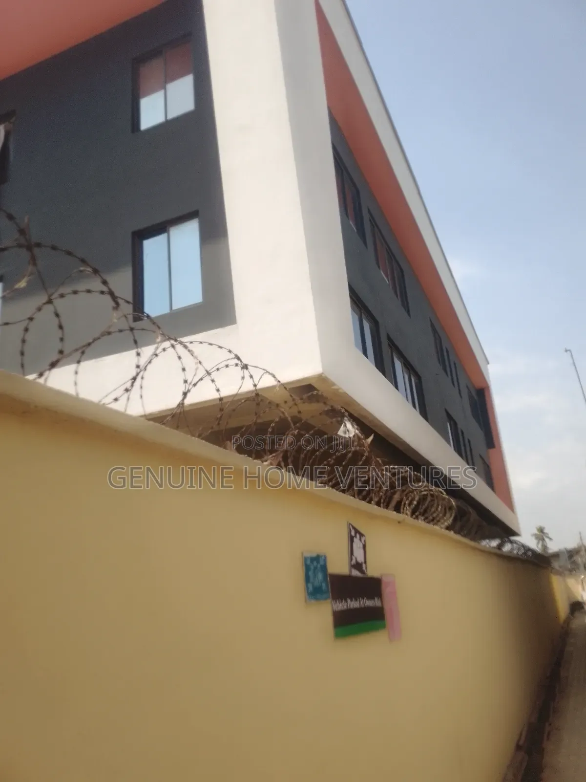 Commercial Property in Ikorodu for Lease in Ikorodu Garage