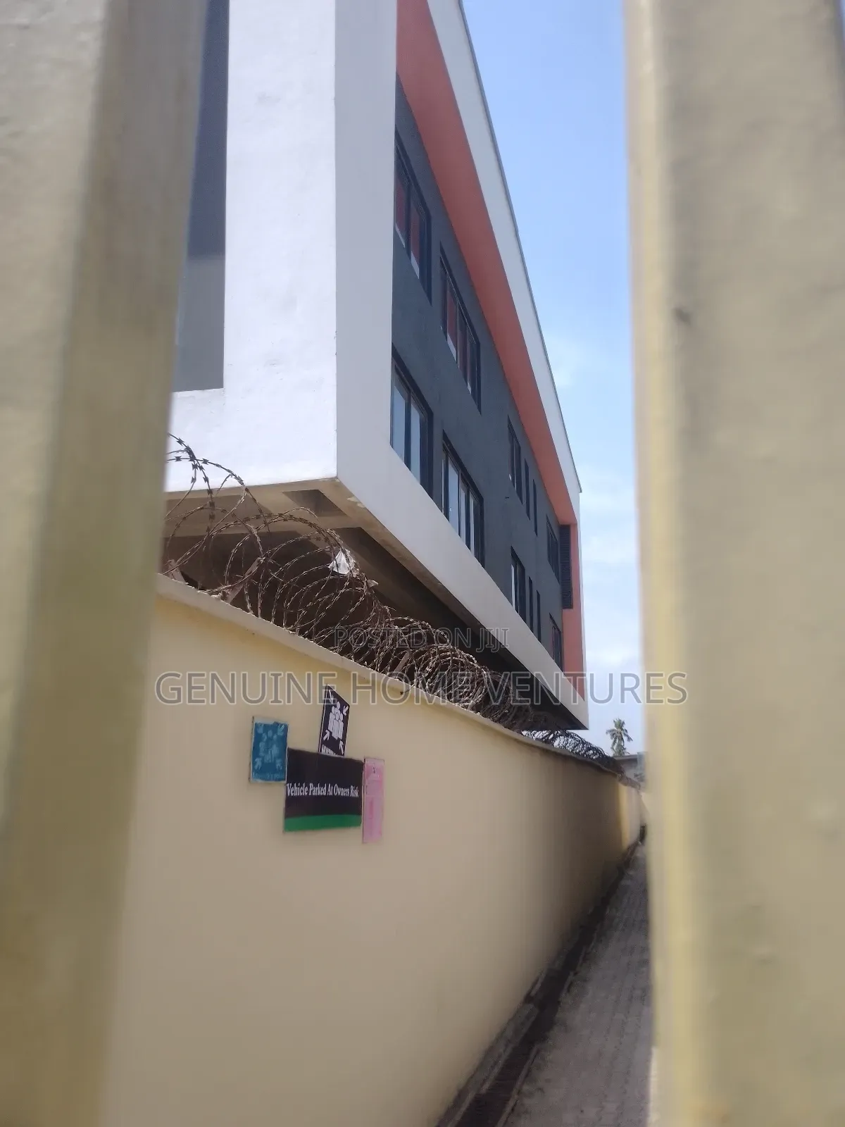 Commercial Property in Ikorodu for Lease in Ikorodu Garage