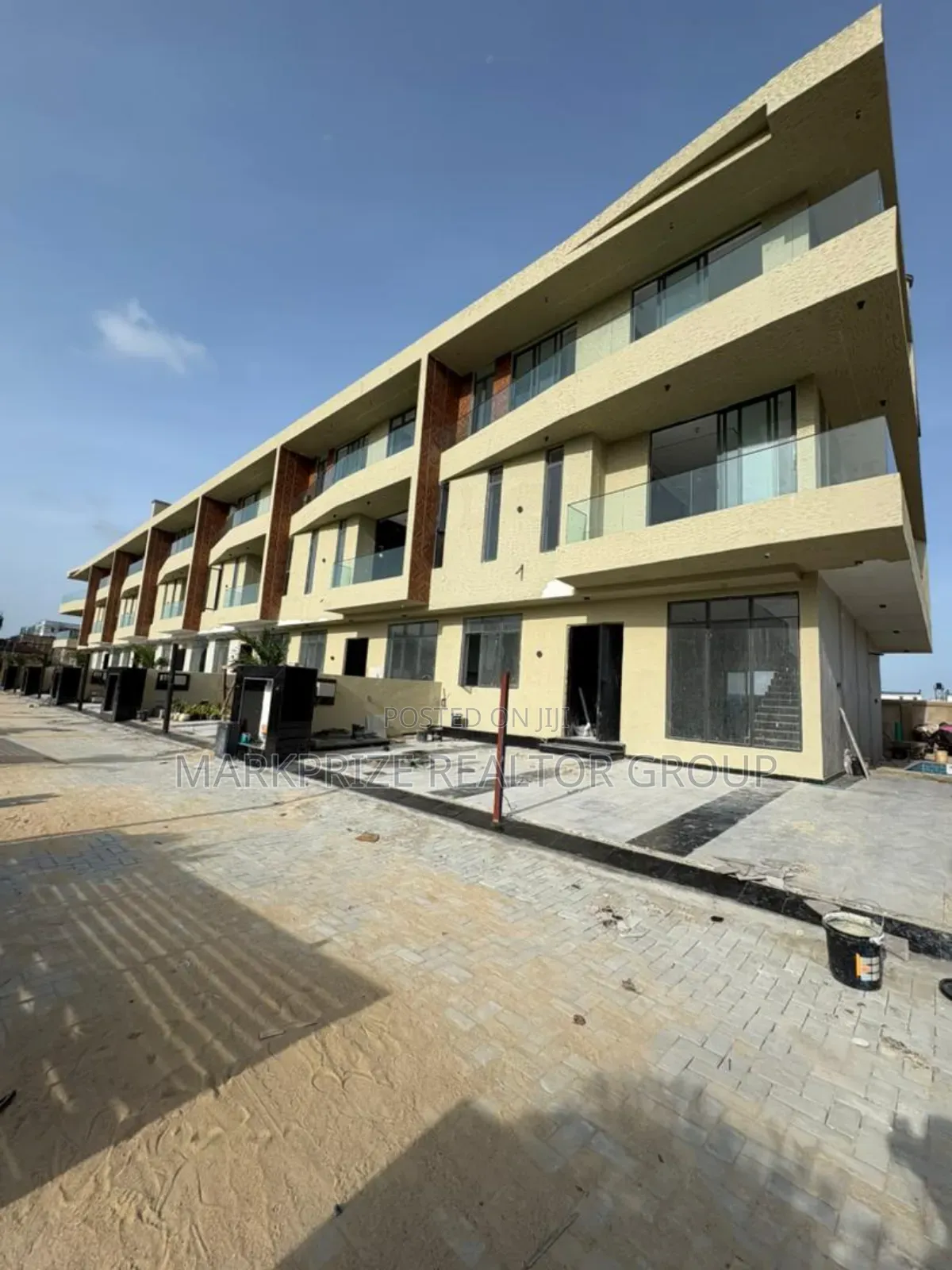 Furnished 5bdrm Duplex in Lekki Phase 1 for sale in Lekki Phase 1