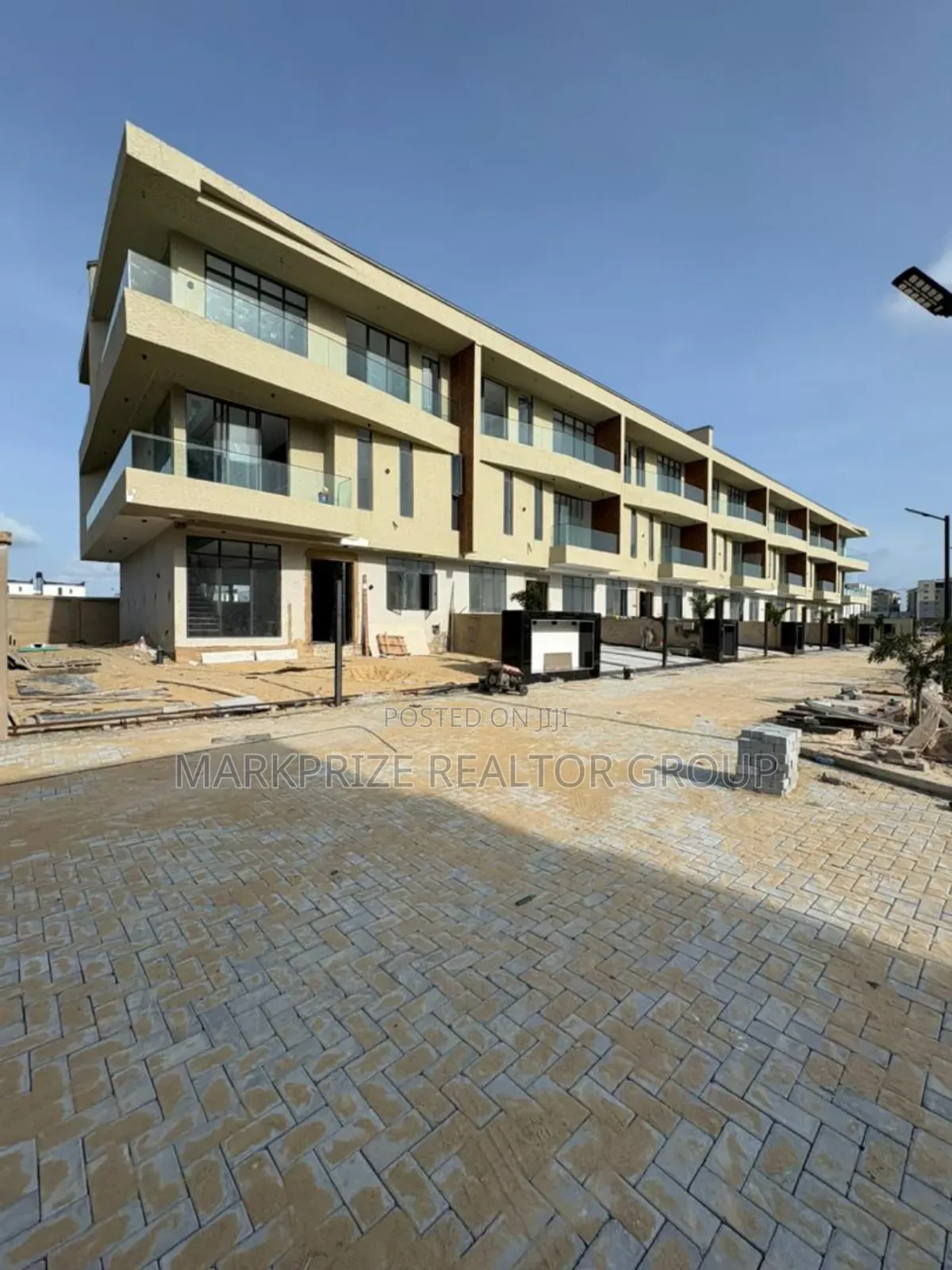 Furnished 5bdrm Duplex in Lekki Phase 1 for sale in Lekki Phase 1