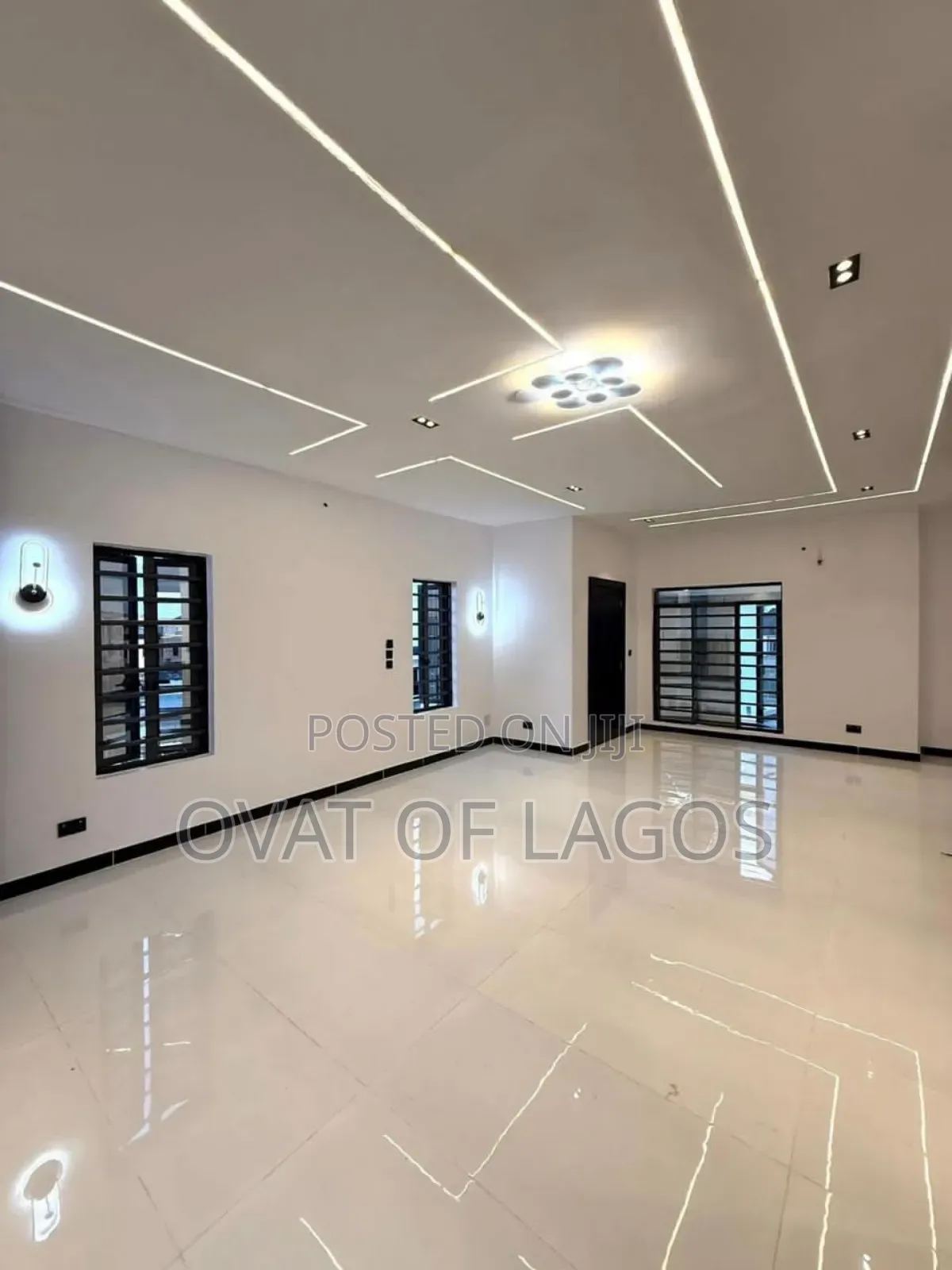 5bdrm Duplex in Ologolo for sale in Ologolo