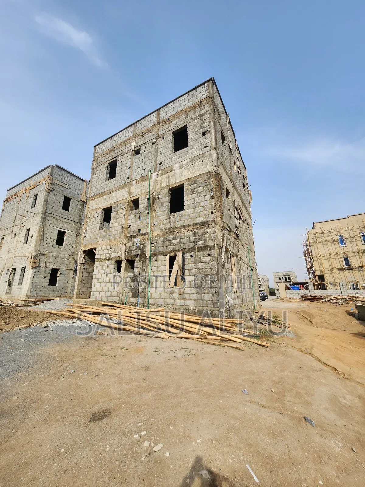 7bdrm Duplex in Dawaki for sale in Dawaki