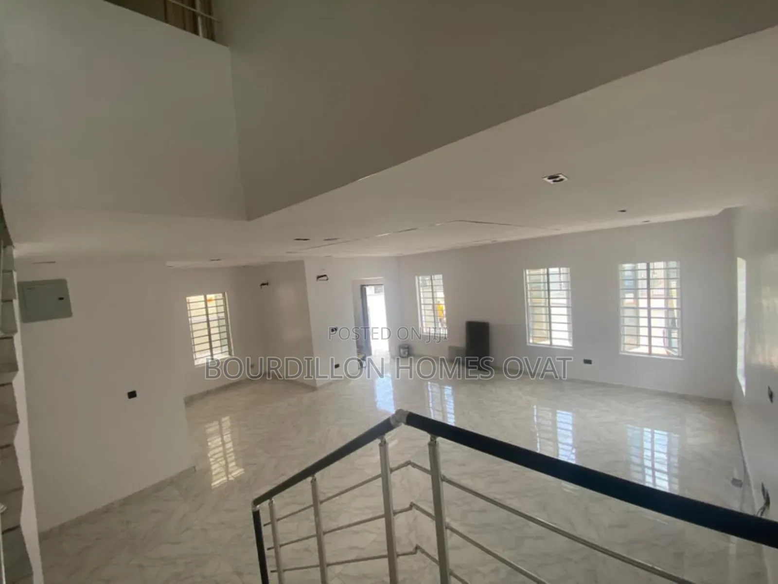 5bdrm Duplex in Ikota Villa Estate for rent in Ikota