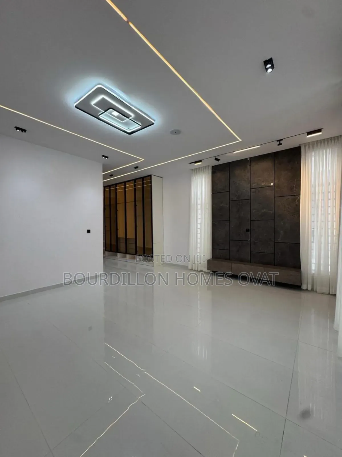 5bdrm Duplex in Ikota Lekki Lagos for sale in Ikota