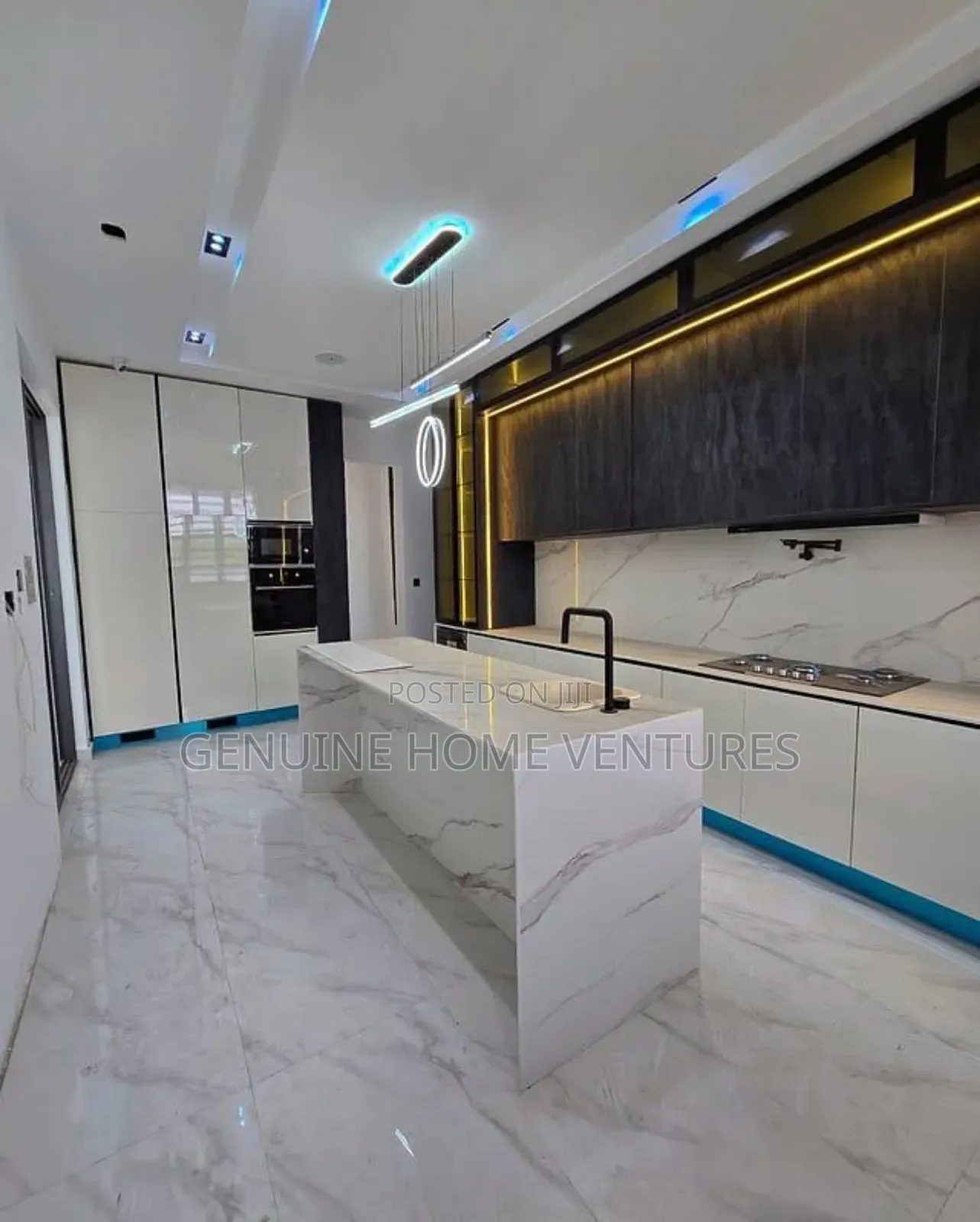 5bdrm Duplex in Ikate for sale in Ikate