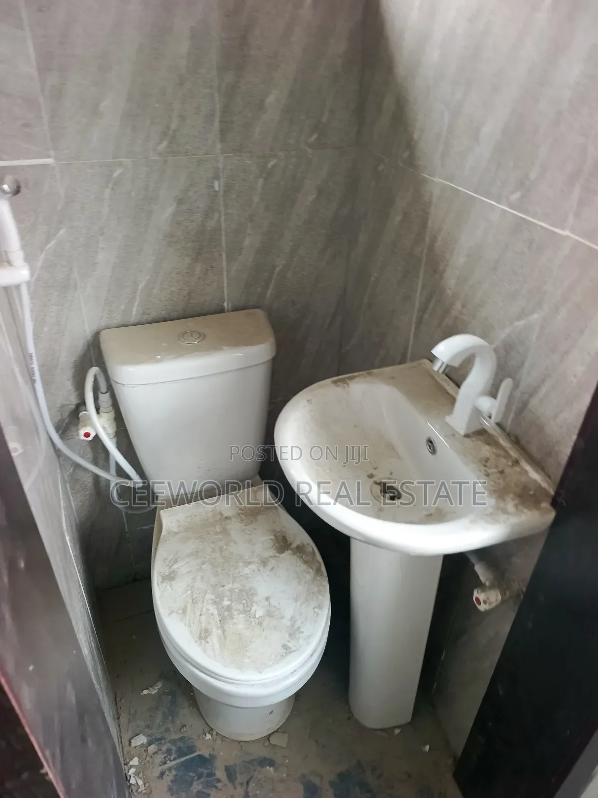 2bdrm Duplex in Ade Ojo Estate, CHallenge / Ibadan for rent in CHallenge / Ibadan