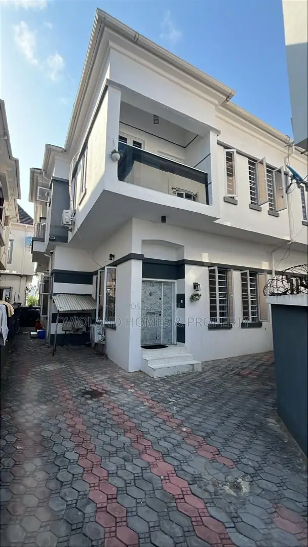 1bdrm Apartment in Lekki County, Ikota for rent in Ikota