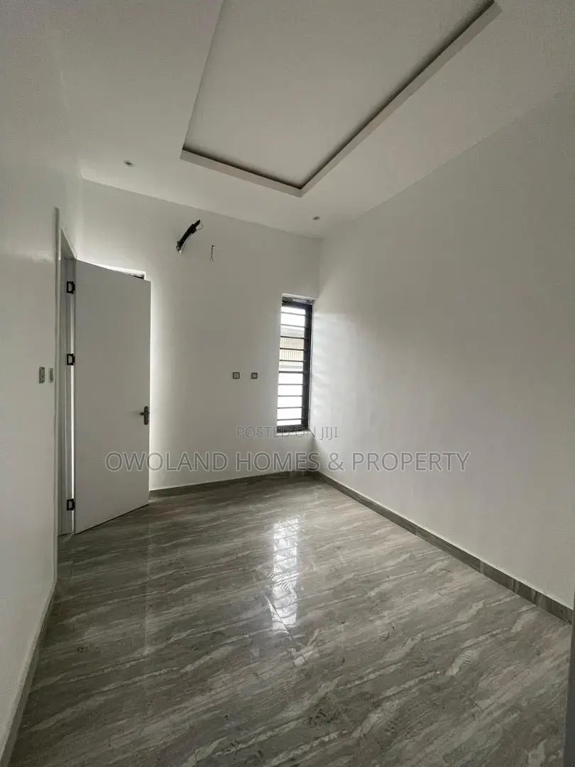 4bdrm Duplex in Ologolo for rent in Ologolo