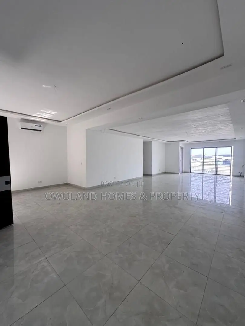 3bdrm Duplex in Lekki Phase 1 for rent in Lekki Phase 1