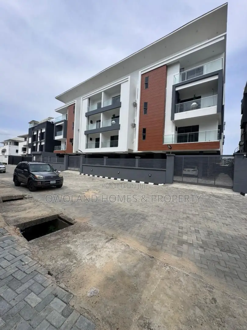 3bdrm Duplex in Lekki Phase 1 for rent in Lekki Phase 1