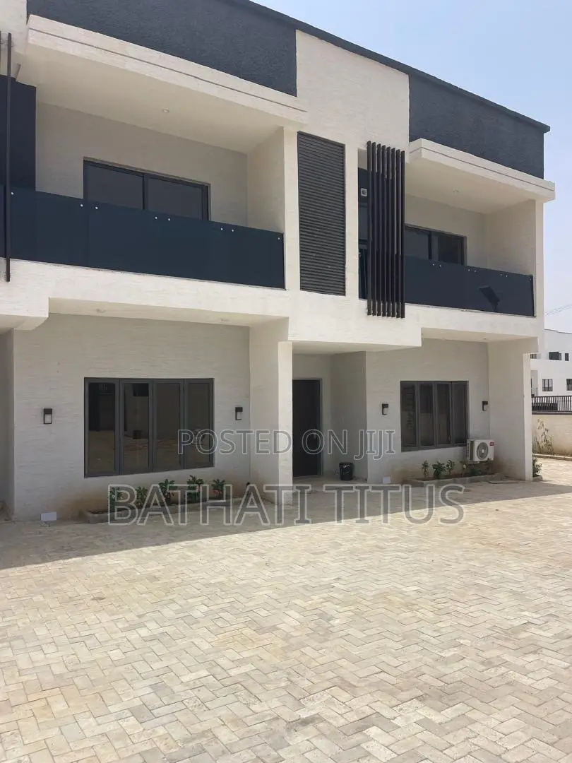 3bdrm Duplex in Life Camp for rent in Life Camp