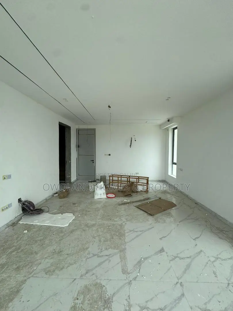 5bdrm Duplex in Cowrie Creek, Ikate for rent in Ikate