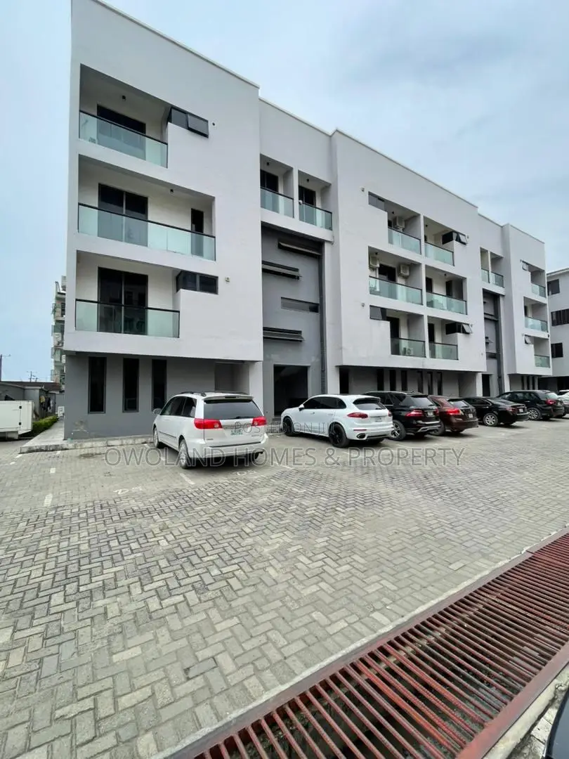 4bdrm Duplex in Ologolo for rent in Ologolo