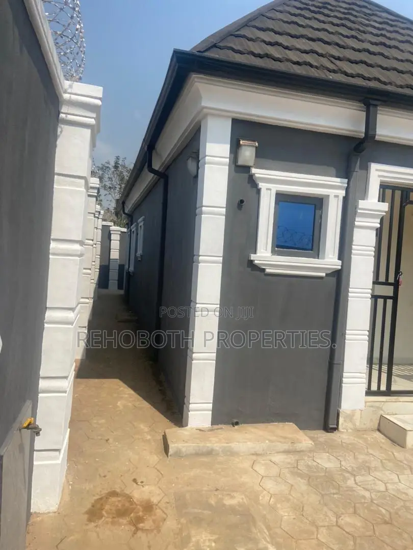 1bdrm Bungalow in Idi Ahun Elebu, Akala Express for rent in Akala Express