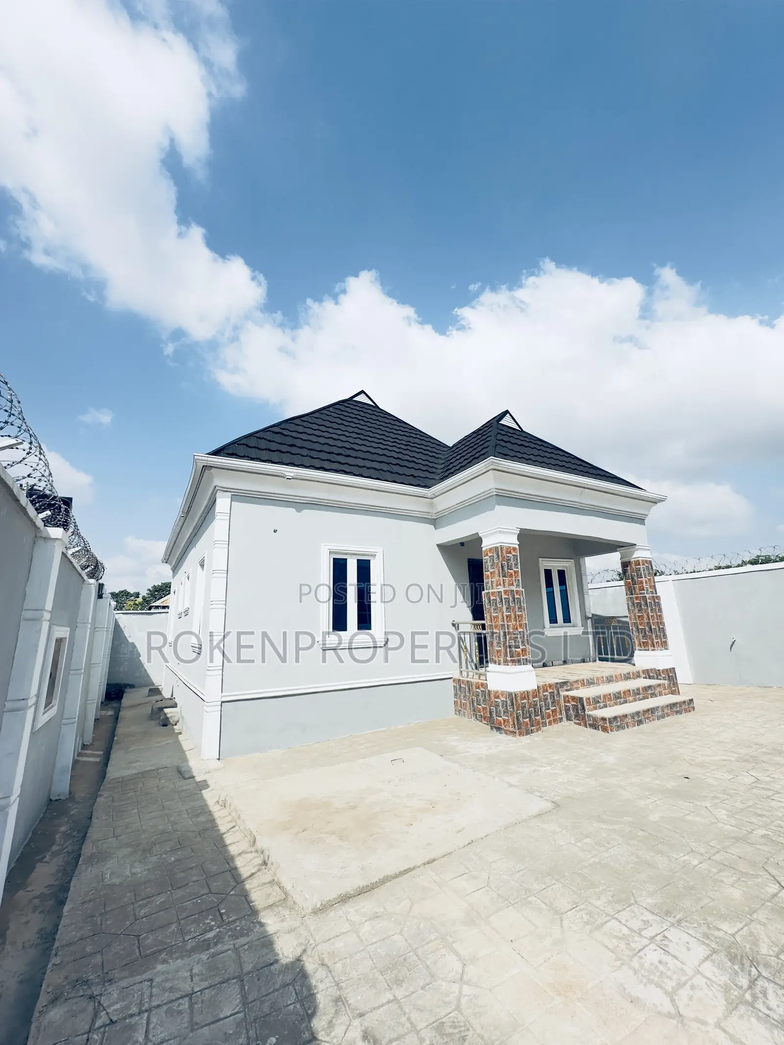 2bdrm Bungalow in Peace Estate, Jericho for sale in Jericho