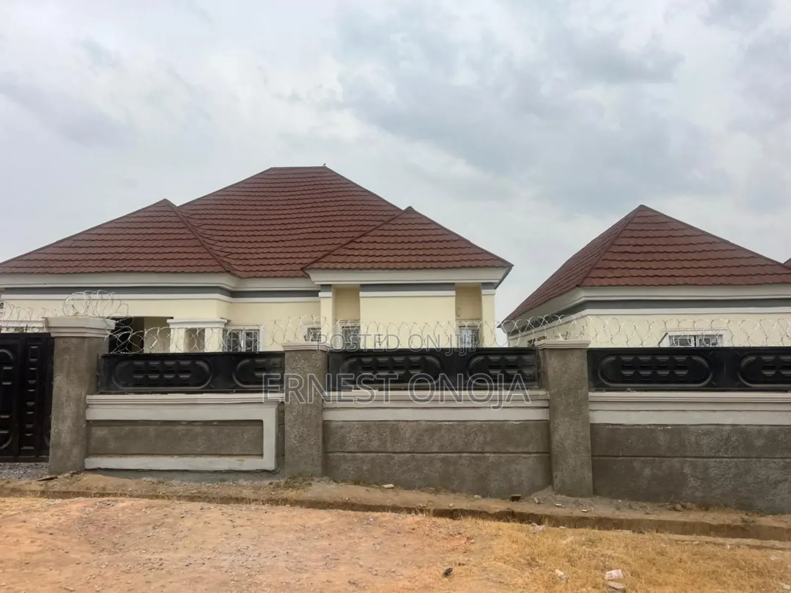 3bdrm Bungalow in Estate By Trademore, FHA for sale in FHA