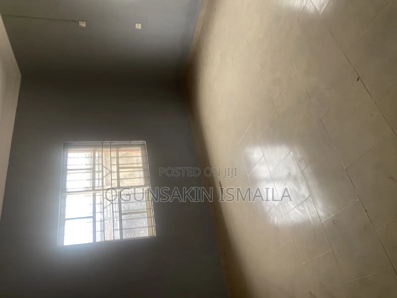Mini Flat in Karaole Estate, College for rent in College