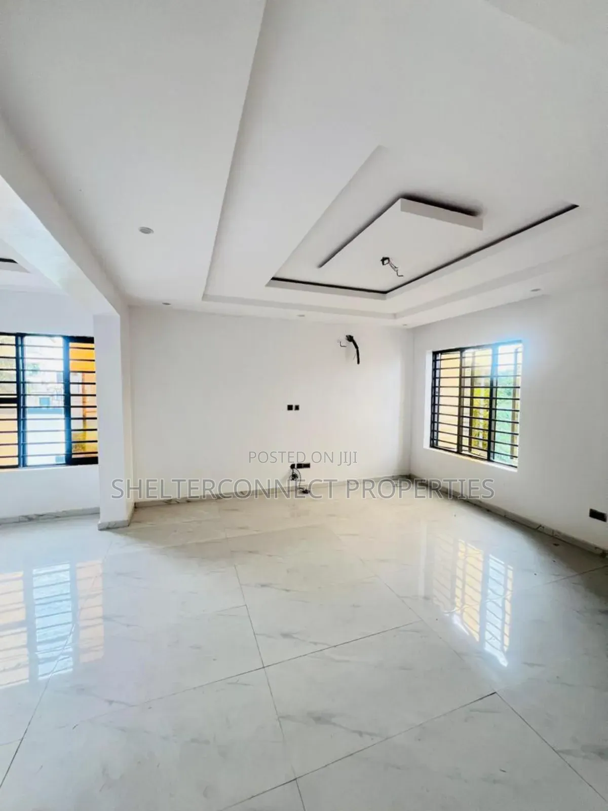 5bdrm Duplex in GRA Phase 1 for sale in GRA Phase 1