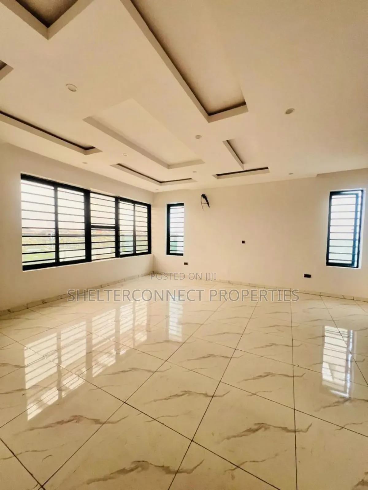 5bdrm Duplex in GRA Phase 1 for sale in GRA Phase 1