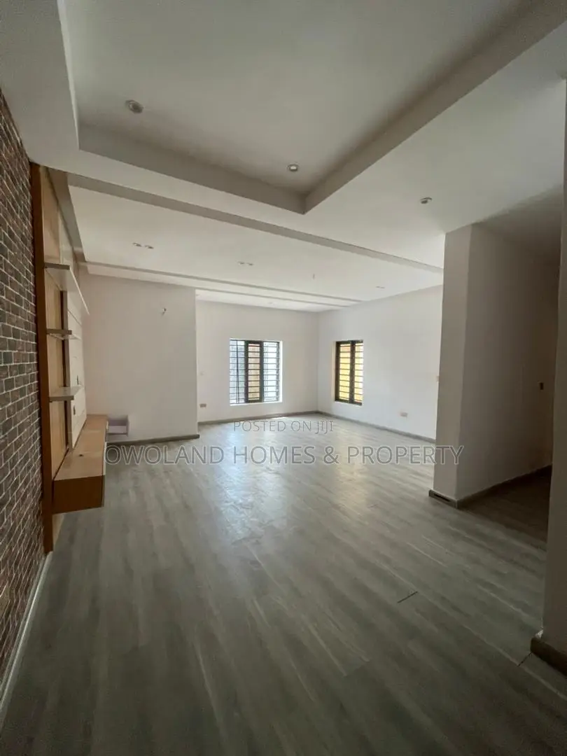 4bdrm Duplex in Ikate for rent in Ikate