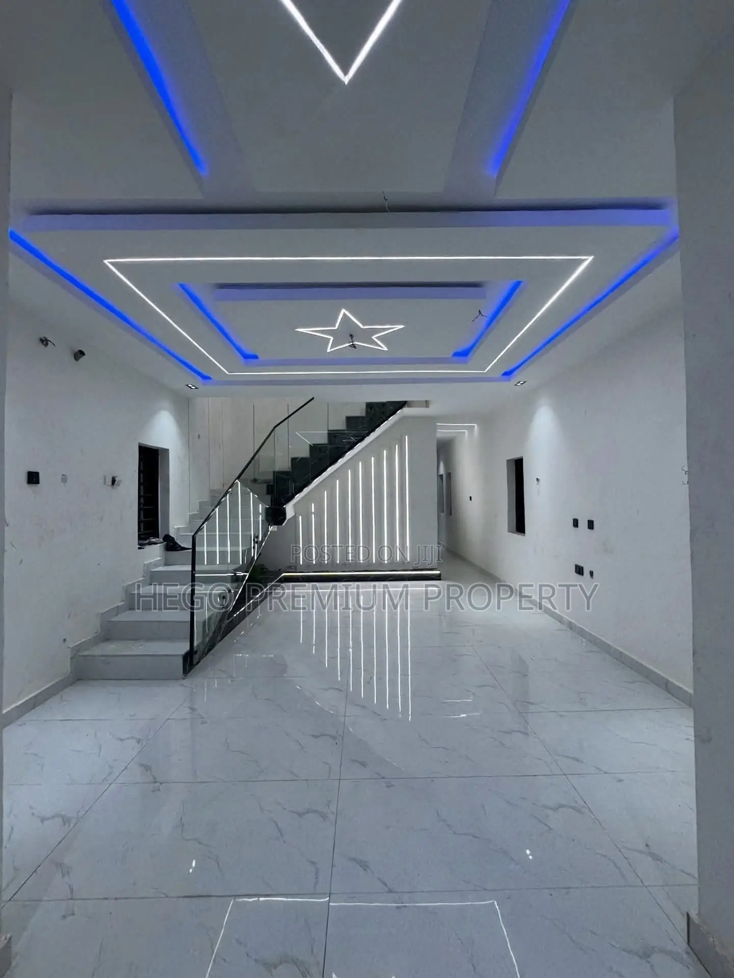 4bdrm Duplex in Alakahia Esate, East West Road for sale in East West Road