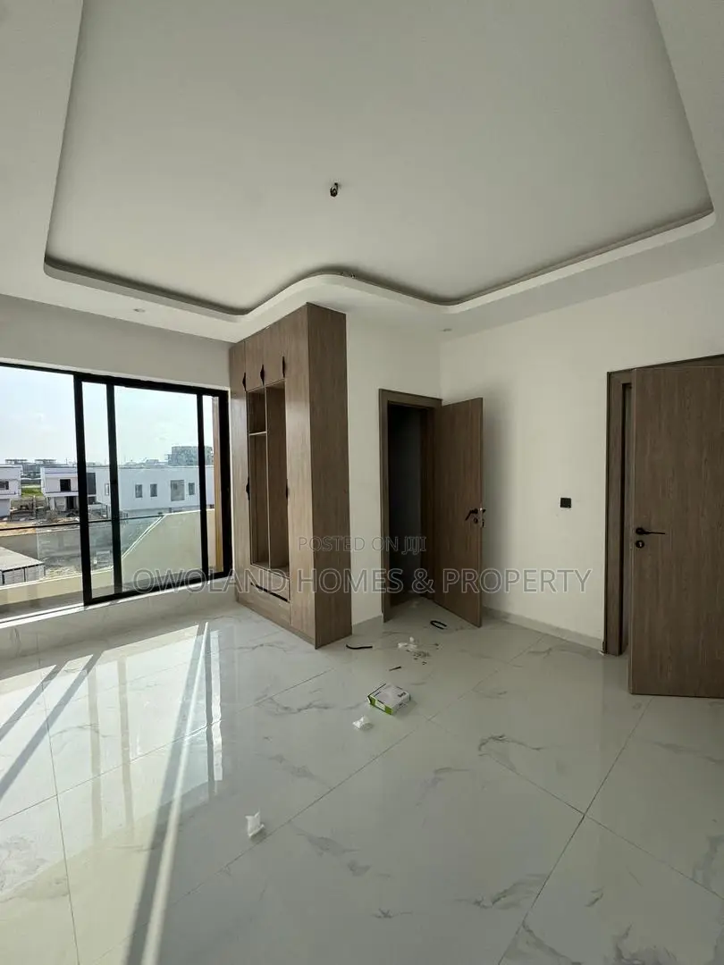 Furnished 2bdrm Duplex in Lekki Phase 1 for rent in Lekki Phase 1