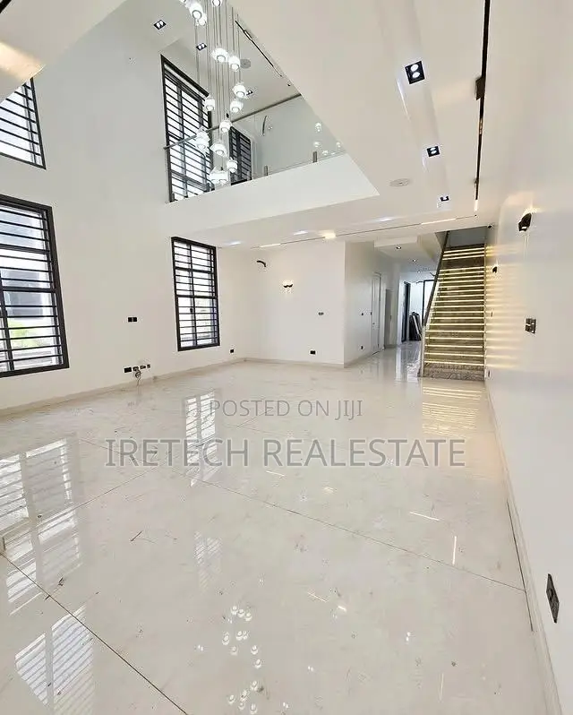 5bdrm Duplex in Ikate Secured Estate for sale in Ikate
