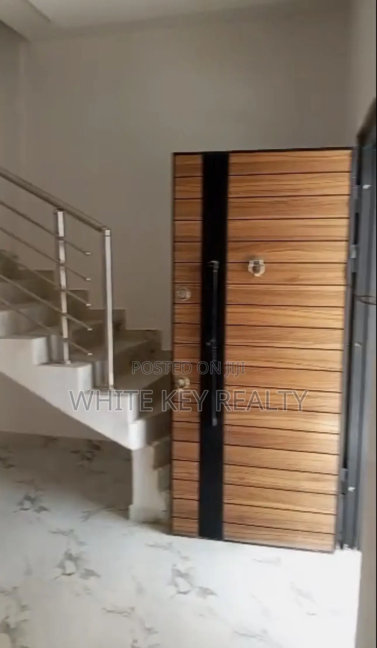 3bdrm Duplex in General Paint, Off Lekki-Epe Expressway for rent in Off Lekki-Epe Expressway