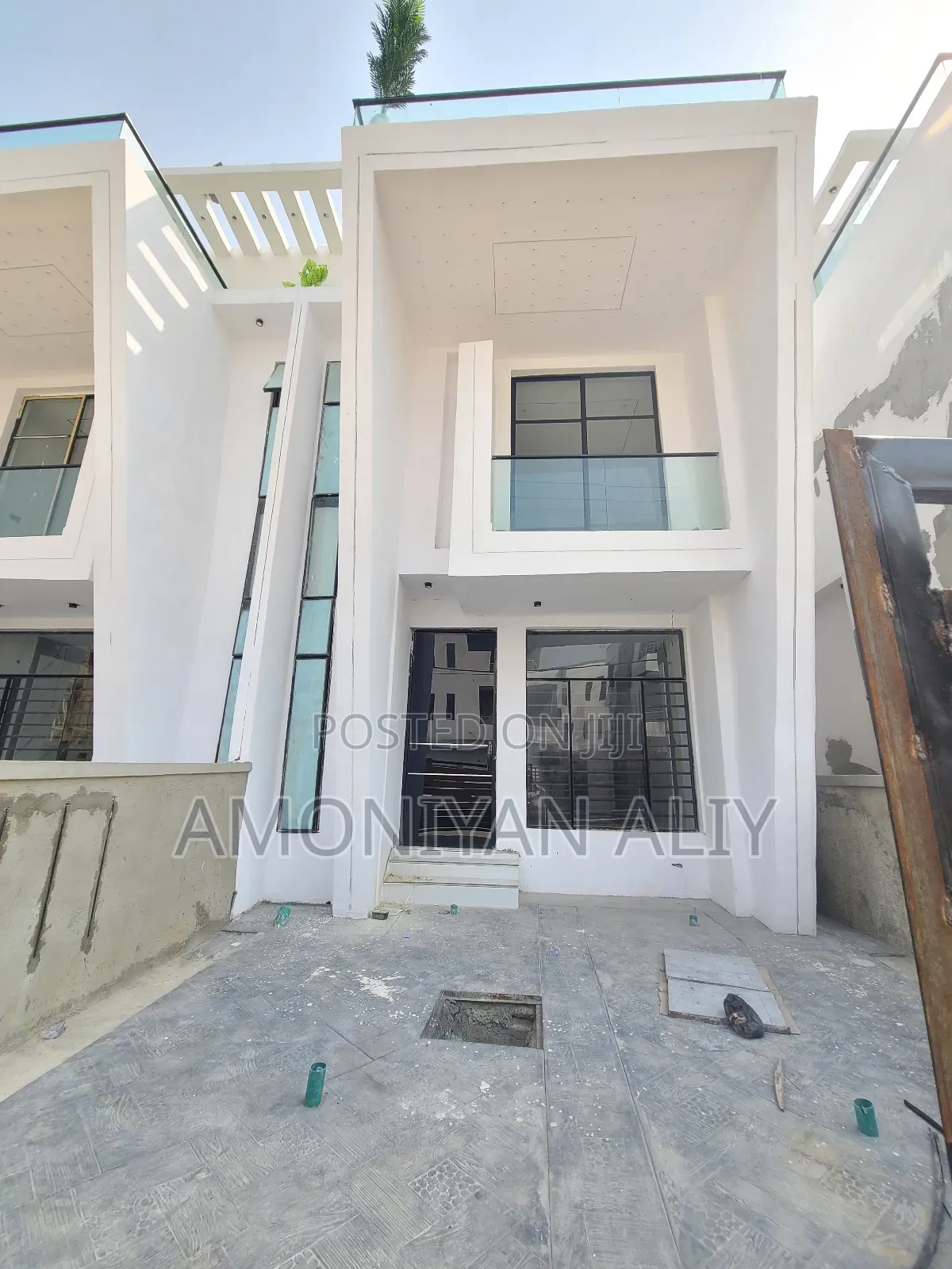 4bdrm Duplex in Ikota Gra Extension for sale in Ikota