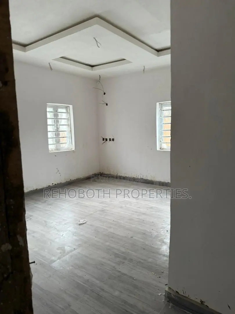 3bdrm Bungalow in Olosun, Akala Express for sale in Akala Express