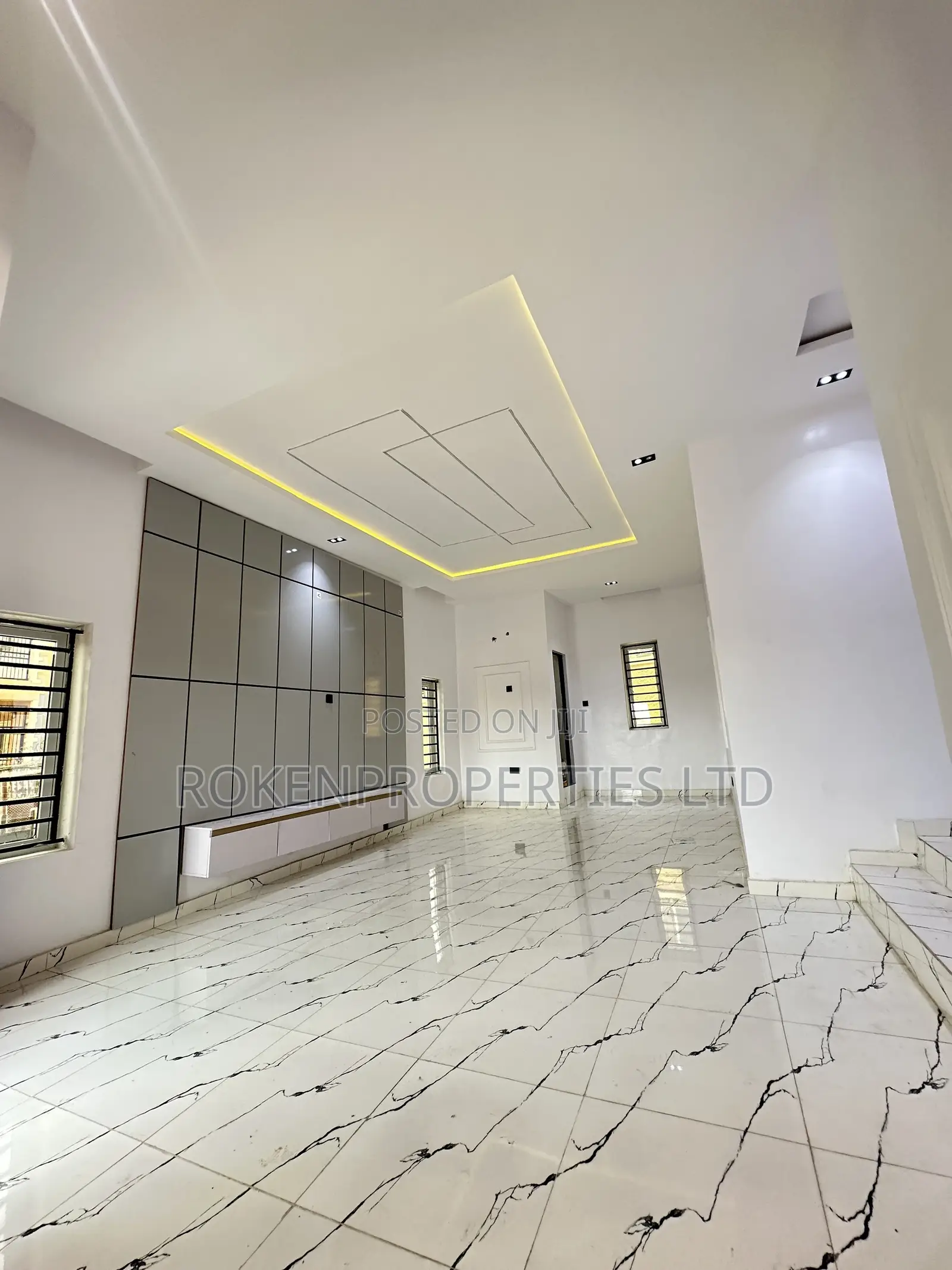 3bdrm Bungalow in Ologuneru Estate, Eleyele for sale in Eleyele