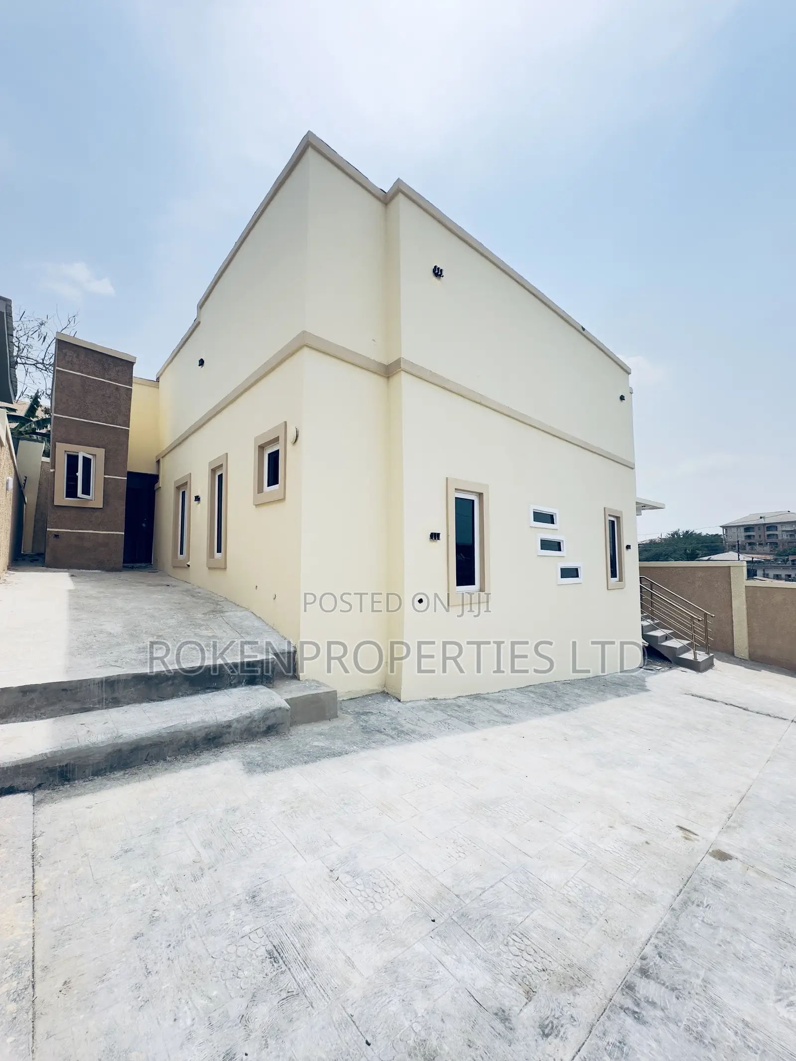 3bdrm Bungalow in Ologuneru Estate, Eleyele for sale in Eleyele