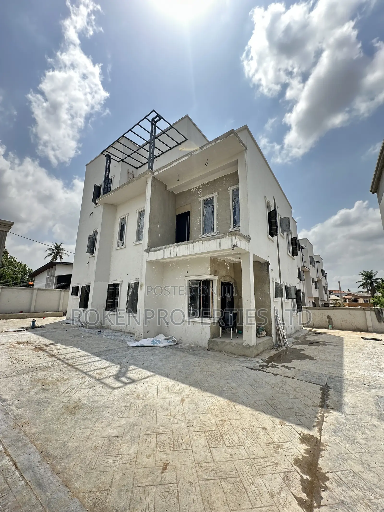 4bdrm Penthouse in Old Bodija Estate for sale in Bodija