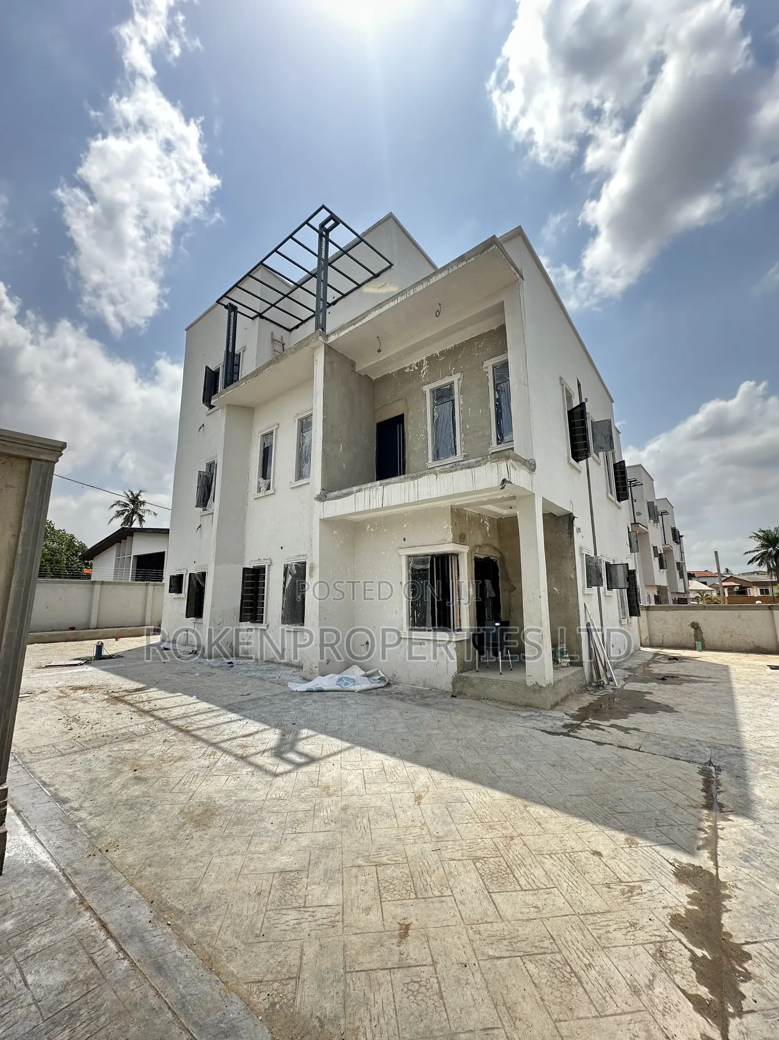 4bdrm Penthouse in Old Bodija Estate for sale in Bodija