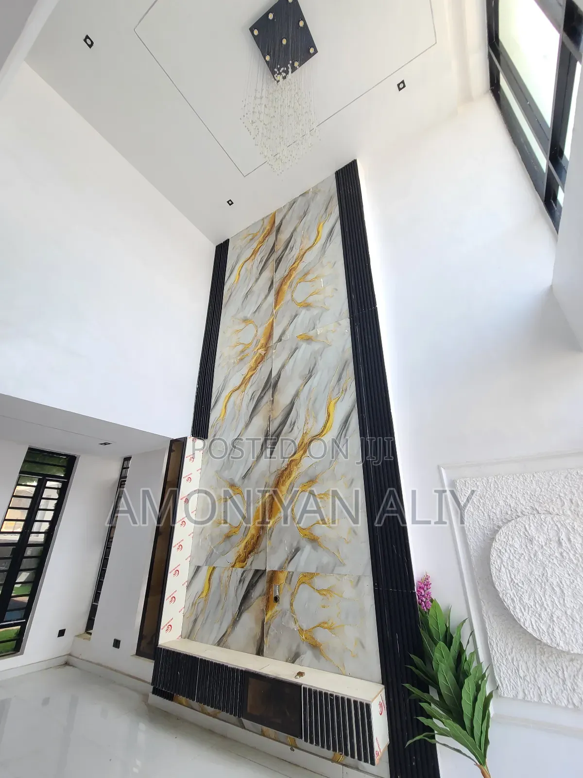 5bdrm Mansion in Ikota Gra Extension for sale in Ikota