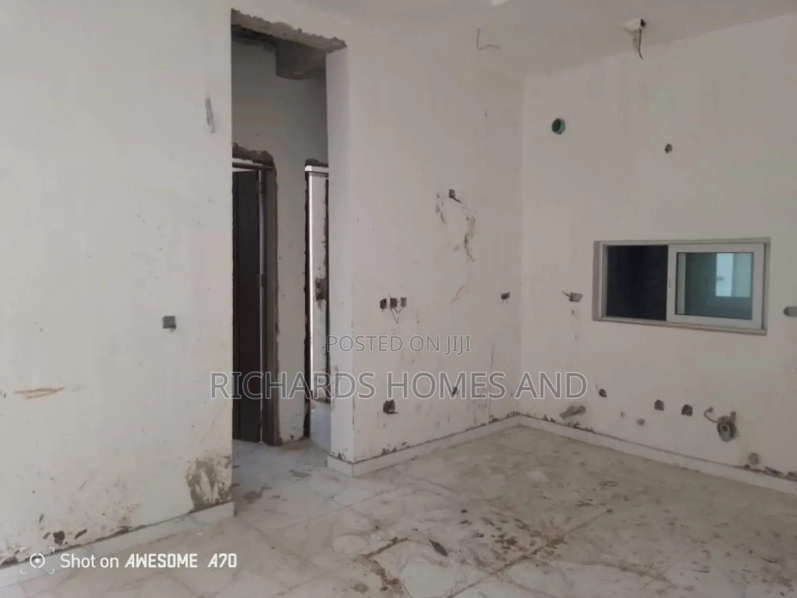 2bdrm Apartment in Ikate for sale in Ikate