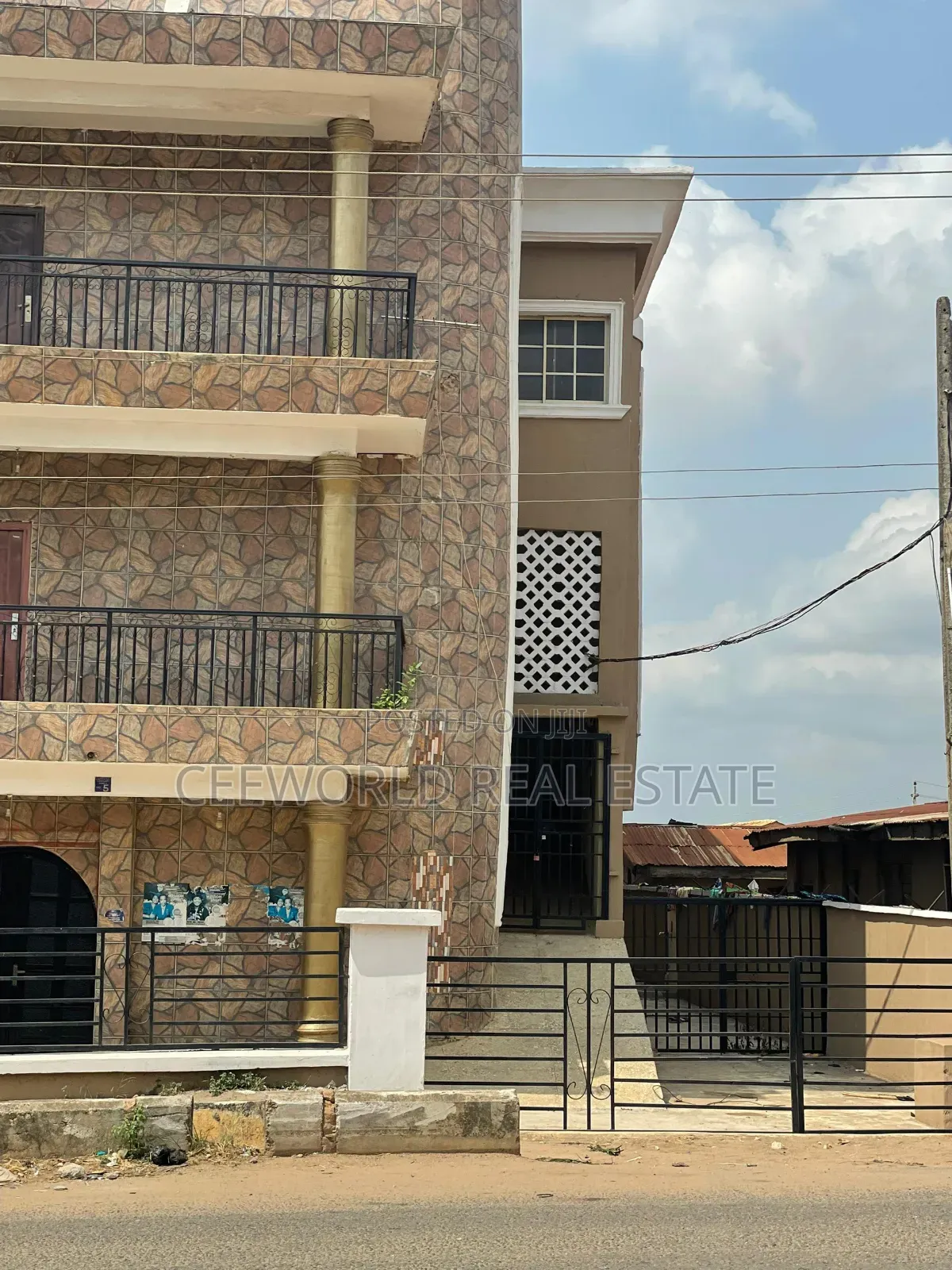 9 Big Rooms Available at Ologuneru Eleyele Ibadan in Ologuneru