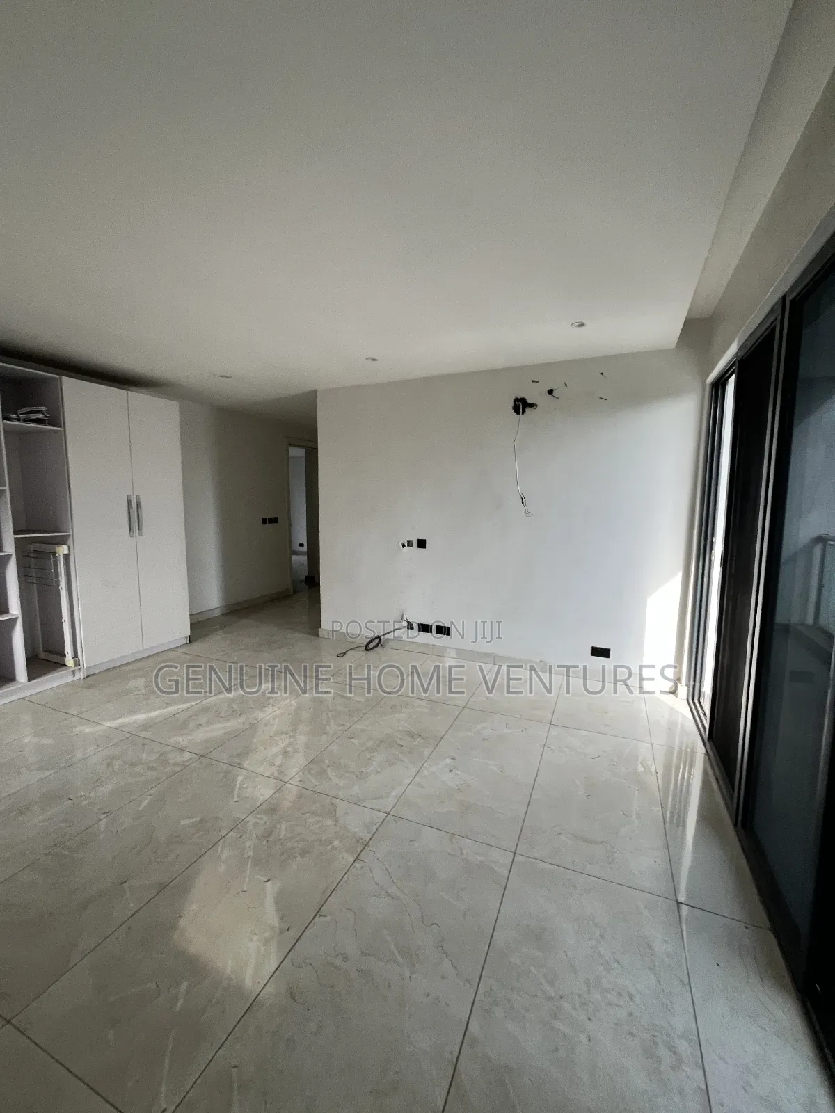 3bdrm Apartment in Ikoyi, Awolowo Road for rent in Awolowo Road