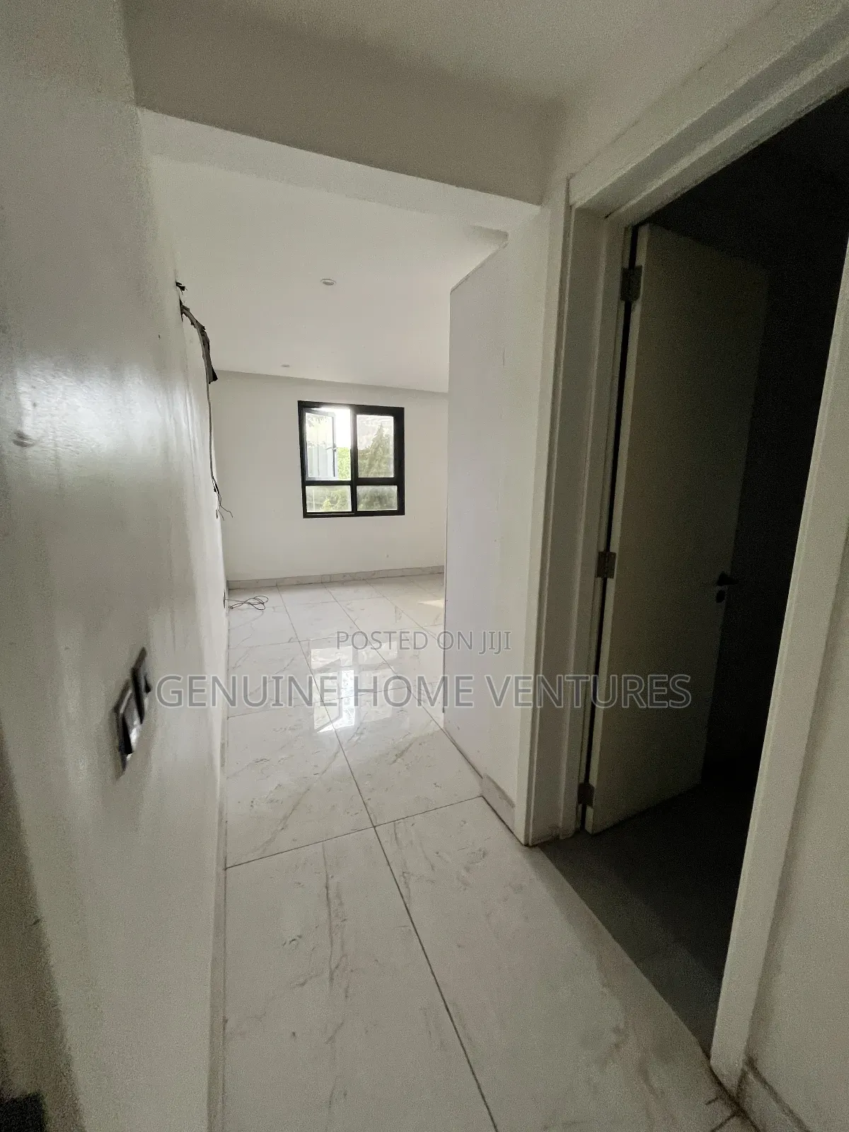 3bdrm Apartment in Ikoyi, Awolowo Road for rent in Awolowo Road