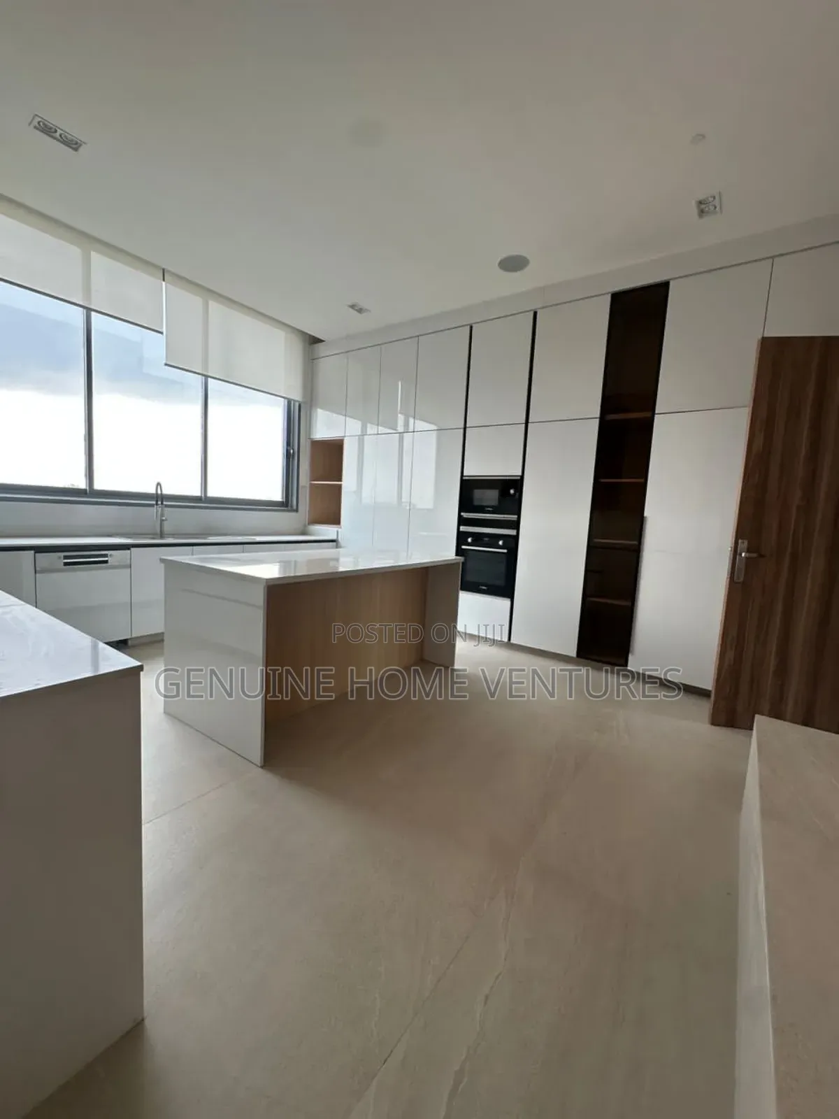 3bdrm Apartment in Banana Island Ikoyi for sale in Banana Island