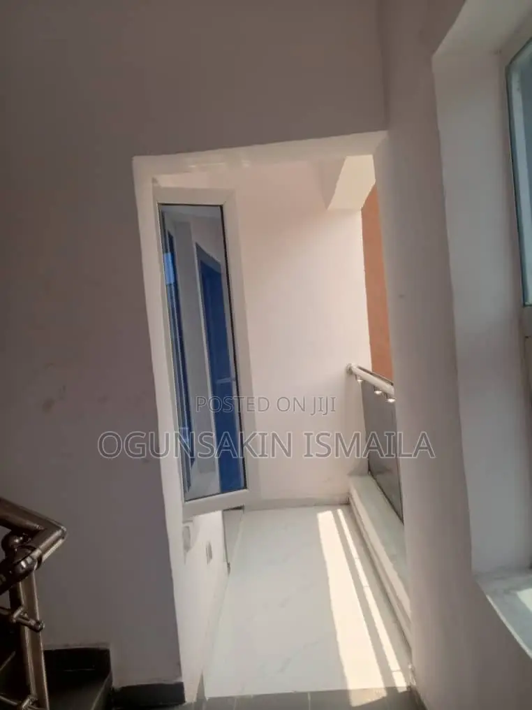 2bdrm Block of Flats in Fadeyi Street, Ogba for rent in Ogba