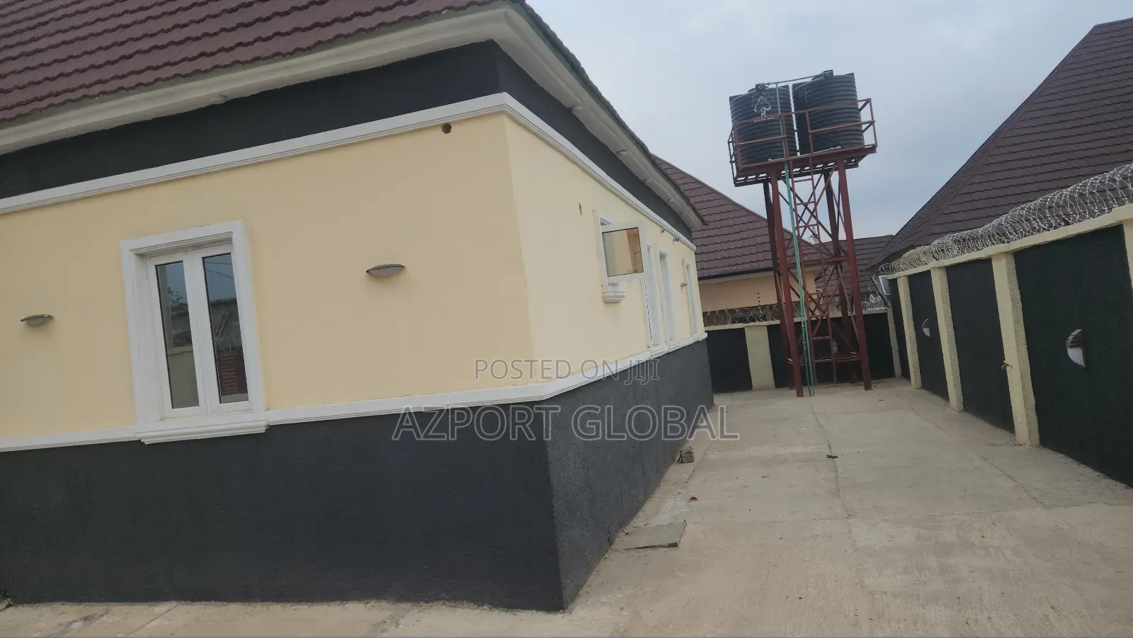 3bdrm Bungalow in Alheri Estate, Lugbe District for sale in Lugbe District