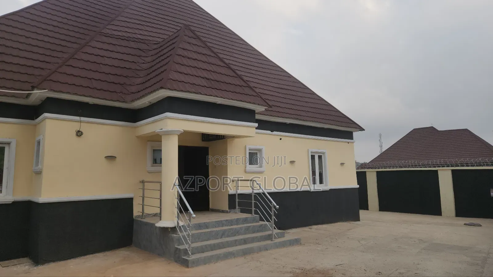 3bdrm Bungalow in Alheri Estate, Lugbe District for sale in Lugbe District