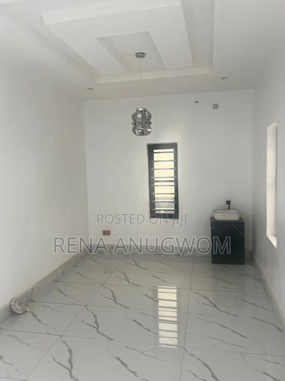 5bdrm Duplex in Mini Estate for sale in Enugu State