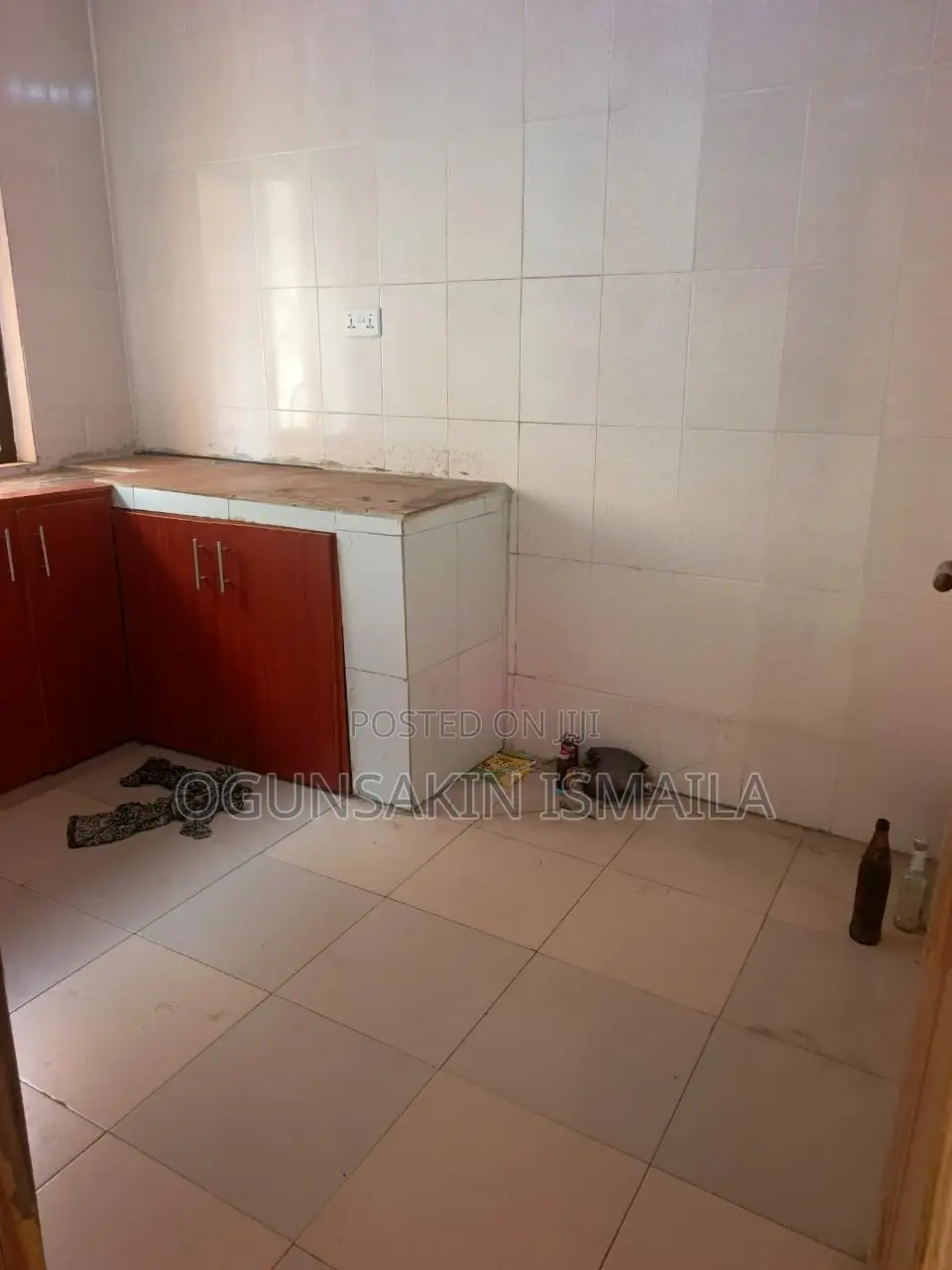 2bdrm Block of Flats in Awoni Murphy, College for rent in College