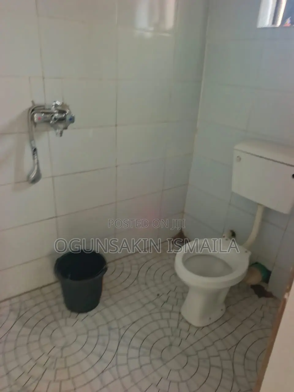 2bdrm Block of Flats in Awoni Murphy, College for rent in College