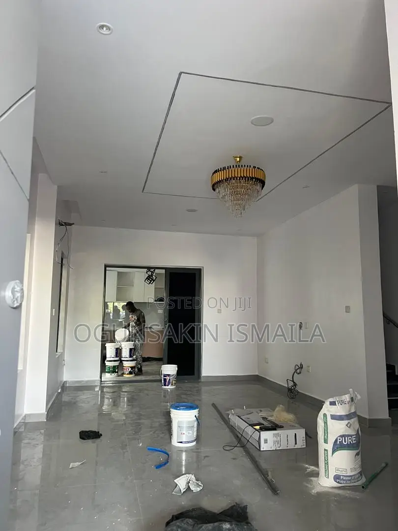 5bdrm Duplex in Adeniyi Jones Ikeja for rent in Adeniyi Jones