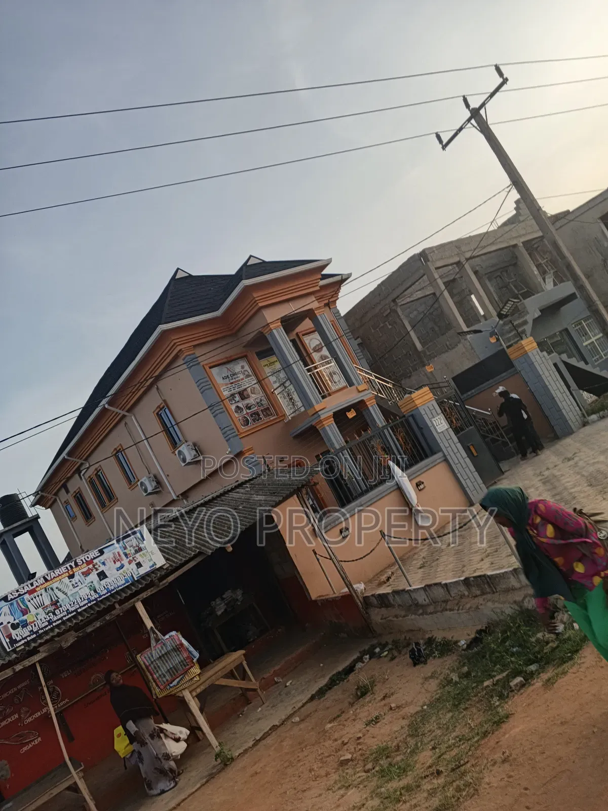 Agbalumo Bustop in Igbogbo