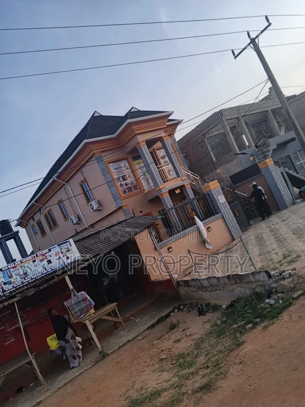 Agbalumo Bustop in Igbogbo