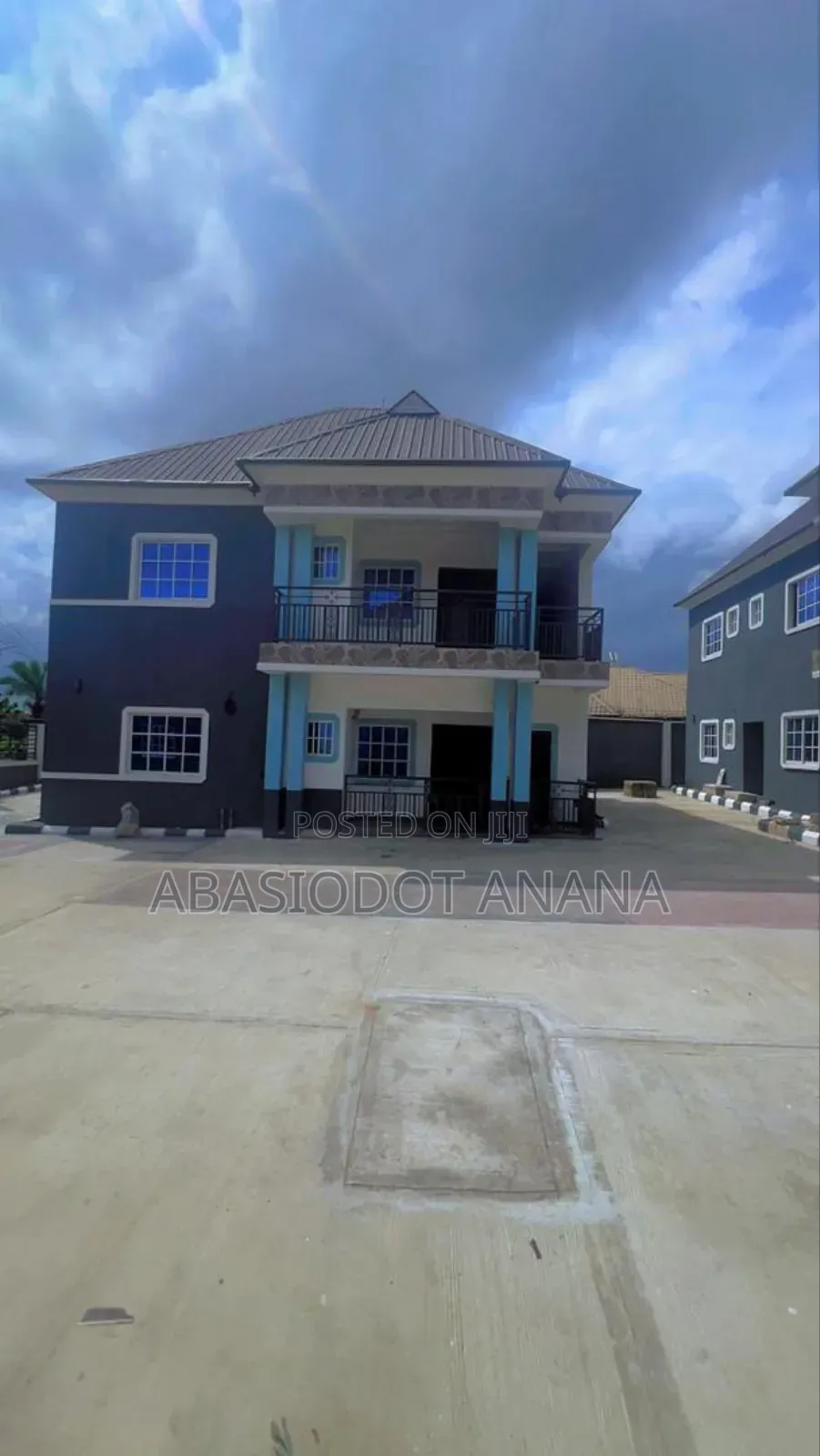 3bdrm Block of Flats in Mbikpong Estate Obot, Uyo for sale in Uyo